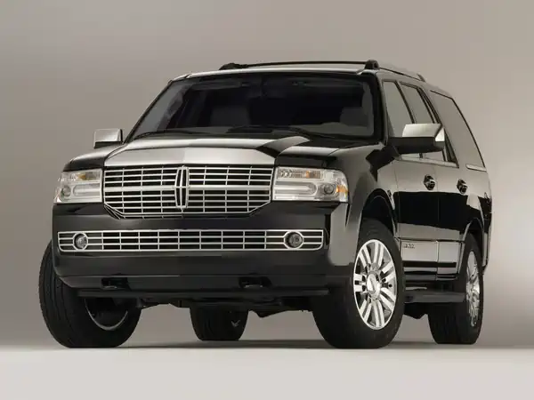 Descargar Manual de Propietario LINCOLN Navigator 2007 en Español PDF Gratis