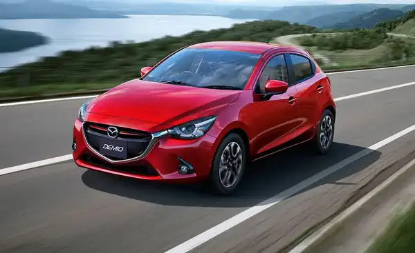 Descargar Manual de Propietario Mazda 2 2016