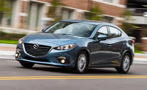 Descargar Manual de Propietario Mazda 3 2016