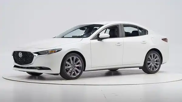Descargar Manual de Propietario Mazda 3 Sedan 2020