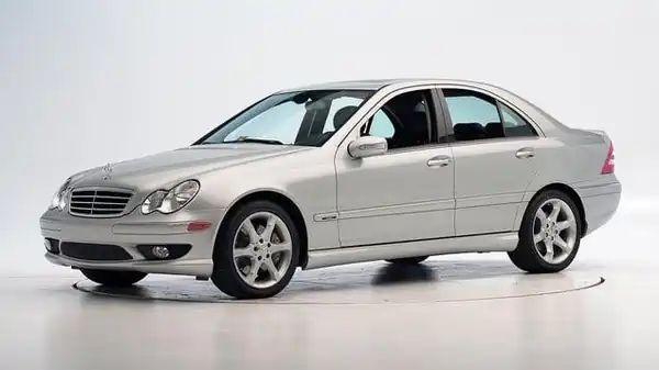 Descargar Manual de Propietario Mercedes Benz Clase C 2007