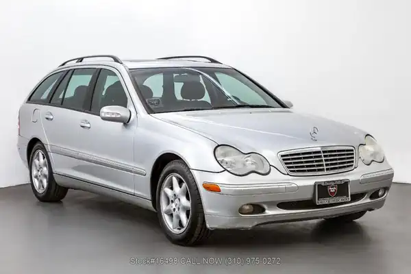 Descargar Manual de Propietario Mercedes Benz Clase C Wagon 2004