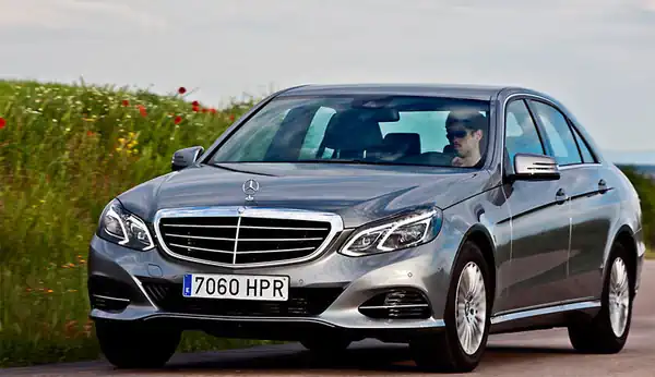 Descargar Manual de Propietario Mercedes Benz Clase E Uk 2013