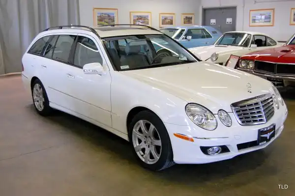 Descargar Manual de Propietario Mercedes Benz Clase E Wagon 2007