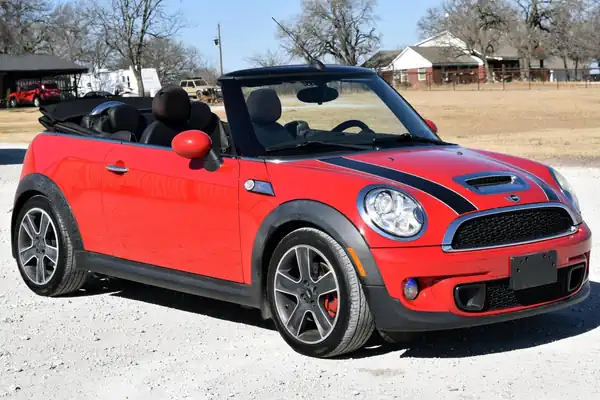 Descargar Manual de Propietario MINI Cooper Convertible 2011