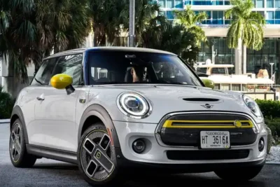 Descargar Manual de Propietario MINI Hardtop Se Electrico 2020