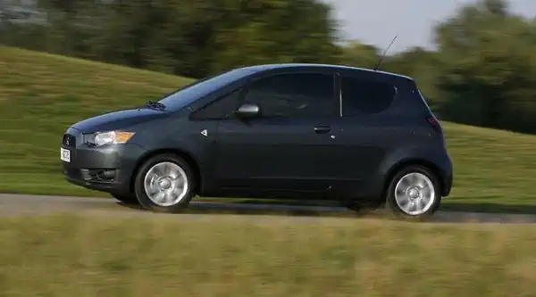 Descargar Manual de Propietario MITSUBISHI Colt 2009