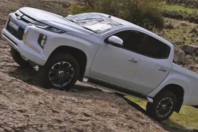 Descargar Manual de Propietario MITSUBISHI L2000 2020