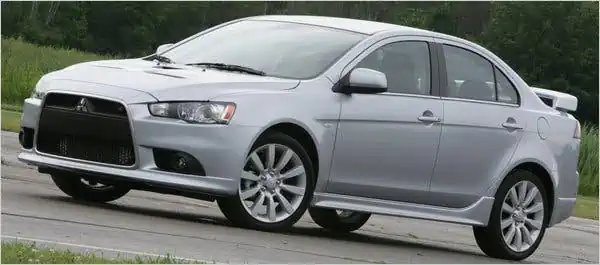 Descargar Manual de Propietario MITSUBISHI Lancer Sportback 2011