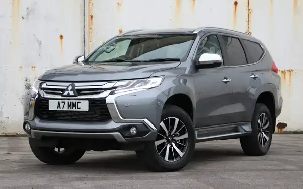 Descargar Manual de Propietario MITSUBISHI Shogun Sport 2018