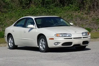 Descargar Manual de Propietario Oldsmobile Aurora 2001