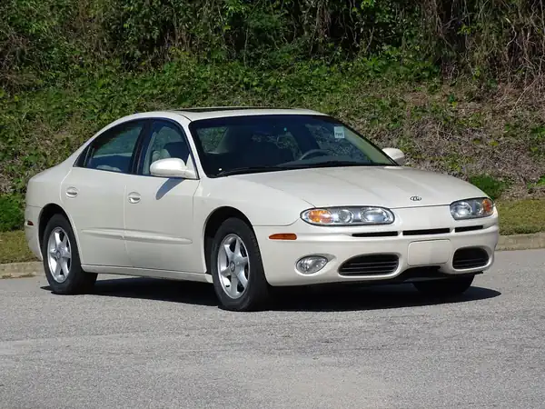Descargar Manual de Propietario Oldsmobile Aurora 2001