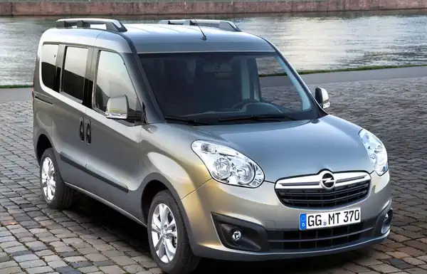 Descargar Manual de Propietario OPEL Combo 2014