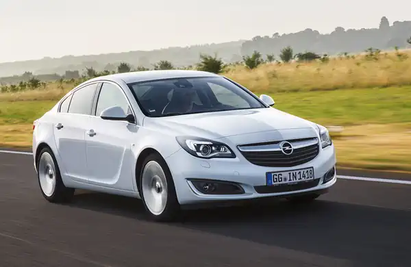 Descargar Manual de Propietario OPEL Insignia 2014 en Español PDF Gratis