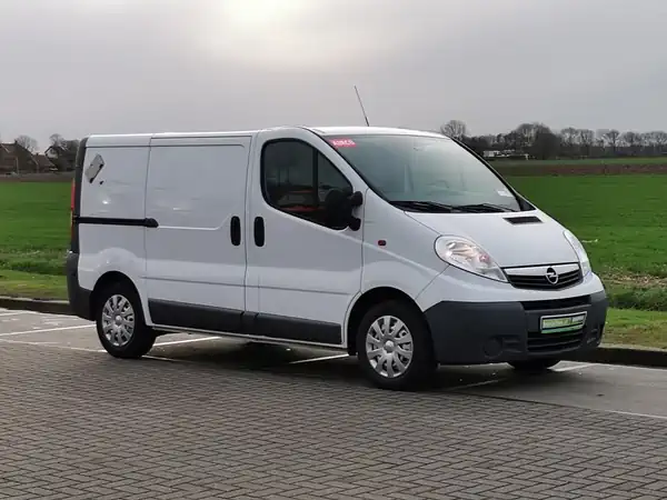 Descargar Manual de Propietario OPEL Vivaro 2012