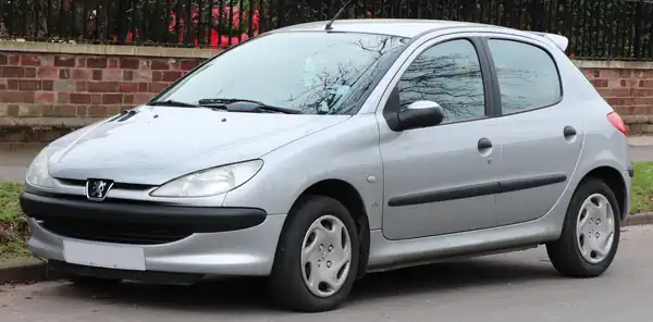 Descargar Manual de Propietario PEUGEOT 206 P 2010 en Español PDF Gratis