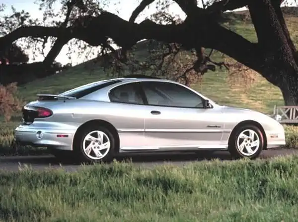Descargar Manual de Propietario PONTIAC Sunfire 2002