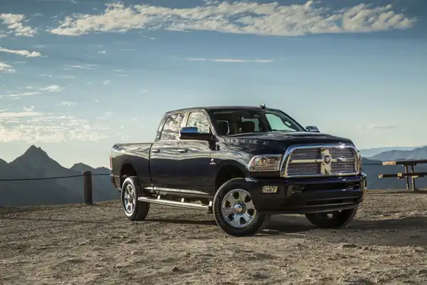 Descargar Manual de Propietario RAM 2500 2013