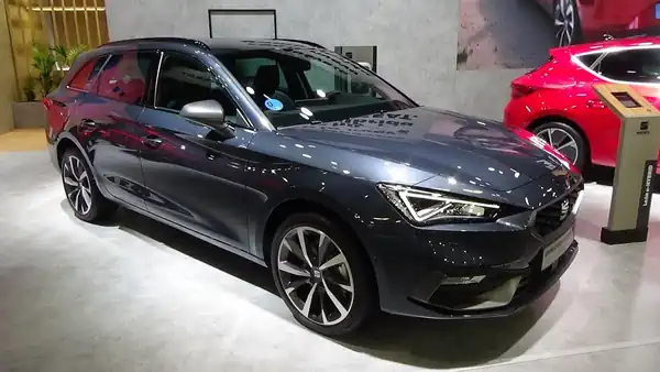 Descargar Manual de Propietario SEAT Leon Sportstourer 2022
