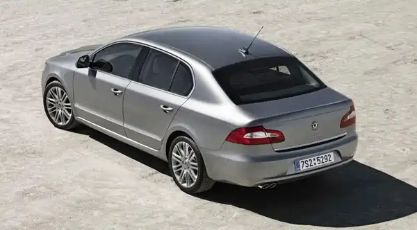 Descargar Manual de Propietario SKODA Superb 2008
