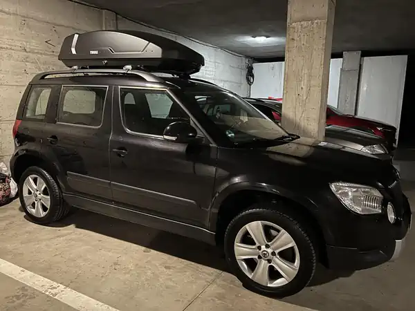 Descargar Manual de Propietario SKODA Yeti 2010