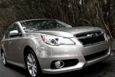 Descargar Manual de Propietario SUBARU Legacy 2014
