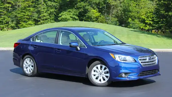 Descargar Manual de Propietario SUBARU Legacy 2016