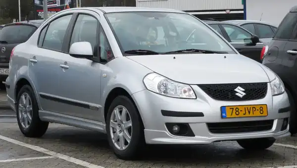 Descargar Manual de Propietario SUZUKI SX4 2010