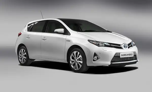 Descargar Manual de Propietario TOYOTA Auris 2012