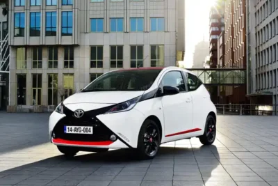 Descargar Manual de Propietario TOYOTA Aygo 2014