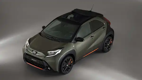 Descargar Manual de Propietario TOYOTA Aygo X 2022