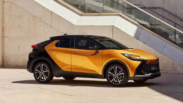 Descargar Manual de Propietario TOYOTA Ch R 2023