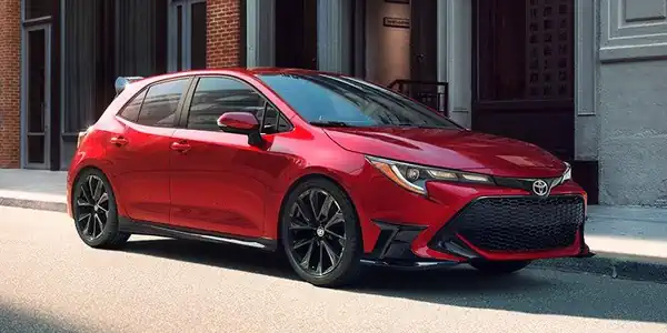 Descargar Manual de Propietario TOYOTA Corolla Hatchback 2021 en Español PDF Gratis