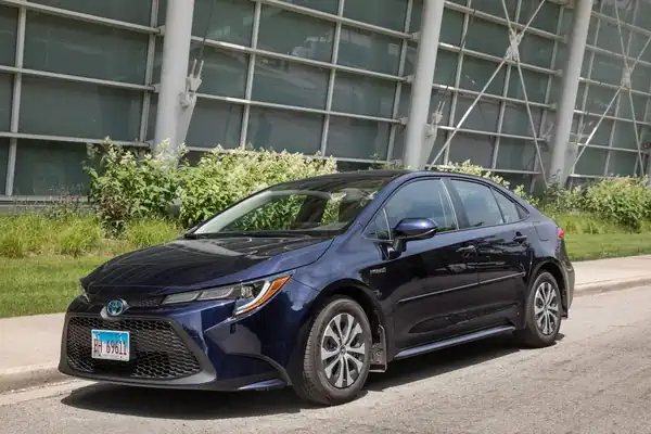 Descargar Manual de Propietario TOYOTA Corolla Hibrido 2020