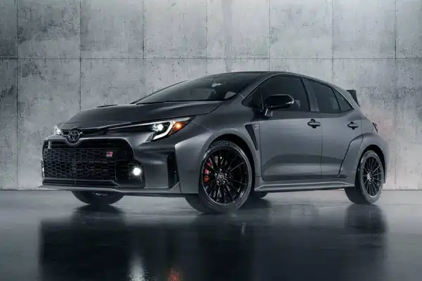 Descargar Manual de Propietario TOYOTA GR Corolla 2023