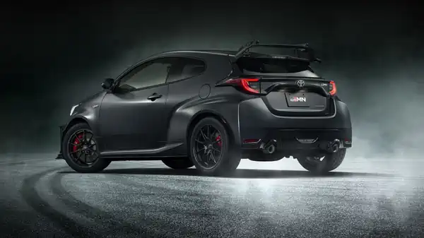 Descargar Manual de Propietario TOYOTA GR Yaris 2022