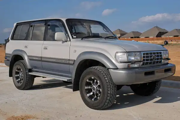 Descargar Manual de Propietario TOYOTA Land Cruiser 1997