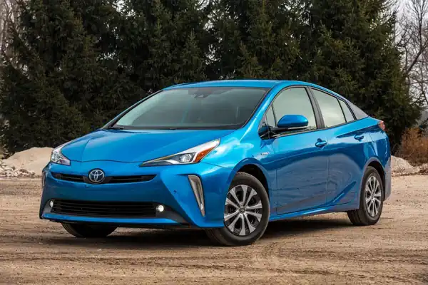 Descargar Manual de Propietario TOYOTA Prius 2020 en Español PDF Gratis