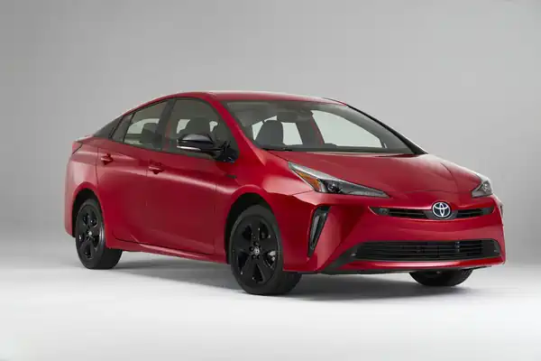 Descargar Manual de Propietario TOYOTA Prius 2021 en Español PDF Gratis