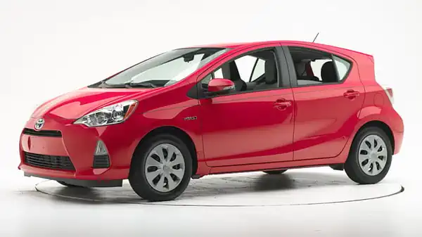 Descargar Manual de Propietario TOYOTA Prius C 2014