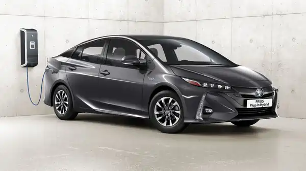 Descargar Manual de Propietario TOYOTA Prius Plug In Hybrid 2021