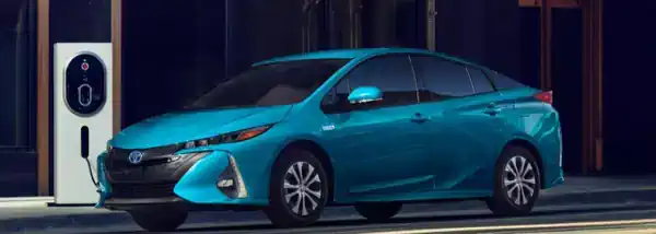 Descargar Manual de Propietario TOYOTA Prius Plug In Hybrid 2022 en Español PDF Gratis