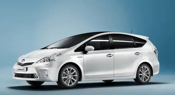 Descargar Manual de Propietario TOYOTA Prius Plus 2013