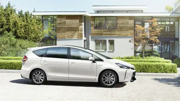 Descargar Manual de Propietario TOYOTA Prius Plus 2016