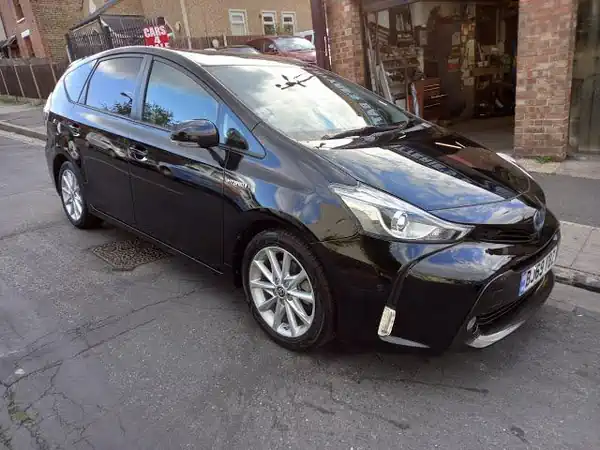 Descargar Manual de Propietario TOYOTA Prius Plus 2019