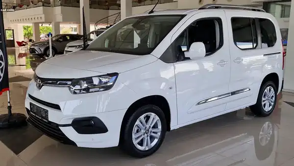 Descargar Manual de Propietario TOYOTA Proace 2021 en Español PDF Gratis