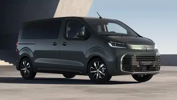 Descargar Manual de Propietario TOYOTA Proace Verso Ev 2024 en Español PDF Gratis