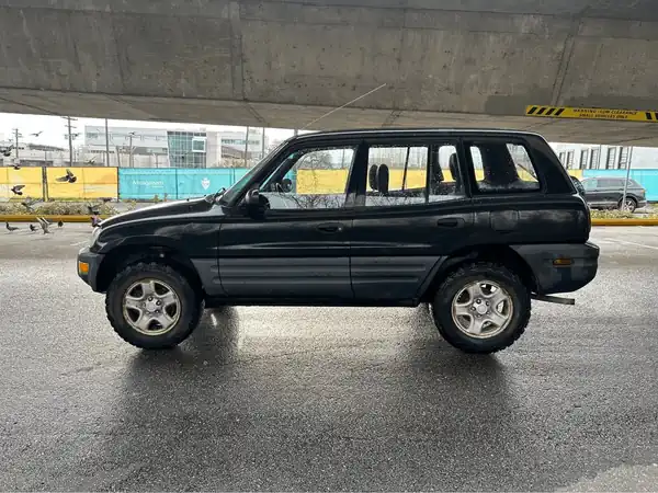 Descargar Manual de Propietario TOYOTA RAV4 1999