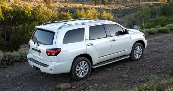Descargar Manual de Propietario TOYOTA Sequoia 2020