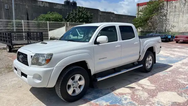 Descargar Manual de Propietario TOYOTA Tacoma 2011